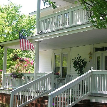 Buffalo Tavern Bed And Breakfast West Jefferson Buitenkant foto
